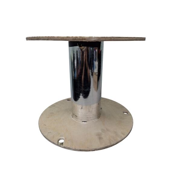 Used 15.5" Diameter Metal Center Wood Plywood Spool Craft Supply Decor - Picture 1 of 5